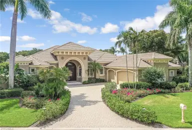 8770 Muirfield DR, NAPLES, Florida 34109,224045173