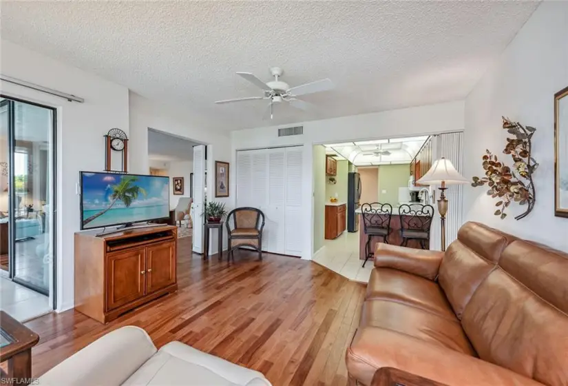 845 Collier CT, MARCO ISLAND, Florida 34145, 2 Bedrooms Bedrooms, ,3 BathroomsBathrooms,Residential,For Sale,Collier,224044267