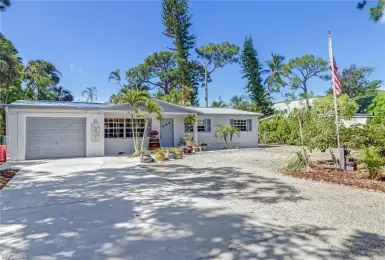 1382 14th AVE, NAPLES, Florida 34102, 4 Bedrooms Bedrooms, ,2 BathroomsBathrooms,Residential,For Sale,14th,224025182