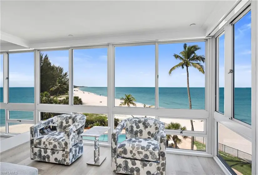 2121 Gulf Shore BLVD, NAPLES, Florida 34102, 2 Bedrooms Bedrooms, ,2 BathroomsBathrooms,Residential,For Sale,Gulf Shore,224041702